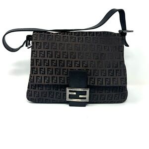 Fendi Vintage Mama Baguette – Brown Zucchino Canvas Shoulder Bag
